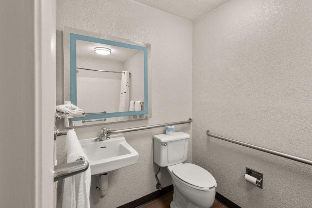 Red Roof Inn Binghamton - Johnson City Image 25